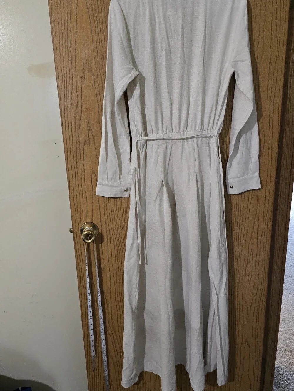 Nwt.TOUCHE Button-Front Long Sleeve Shirt Dress in Bone Color. - Picture 3 of 4